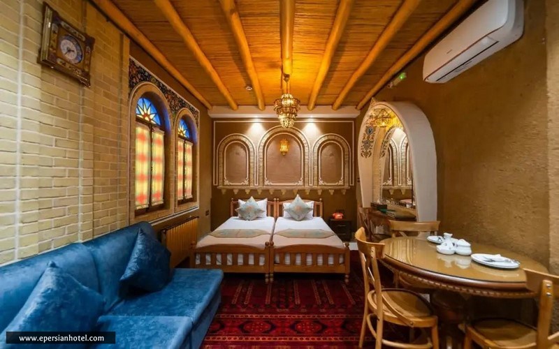 اتاق ئو تخته بوتیک هتل آب میرزا مشهد